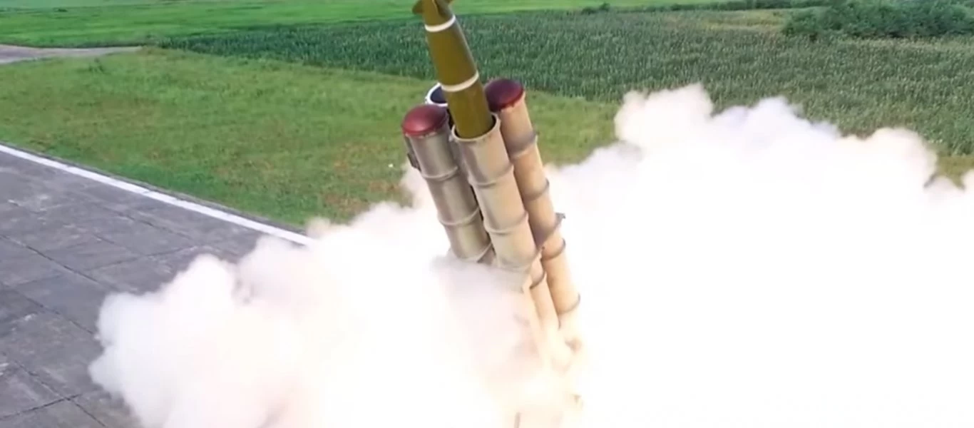 Η Βόρεια Κορέα εκτόξευσε πυραύλους κρουζ μικρού βεληνεκούς προς την Ανατολική Θάλασσα